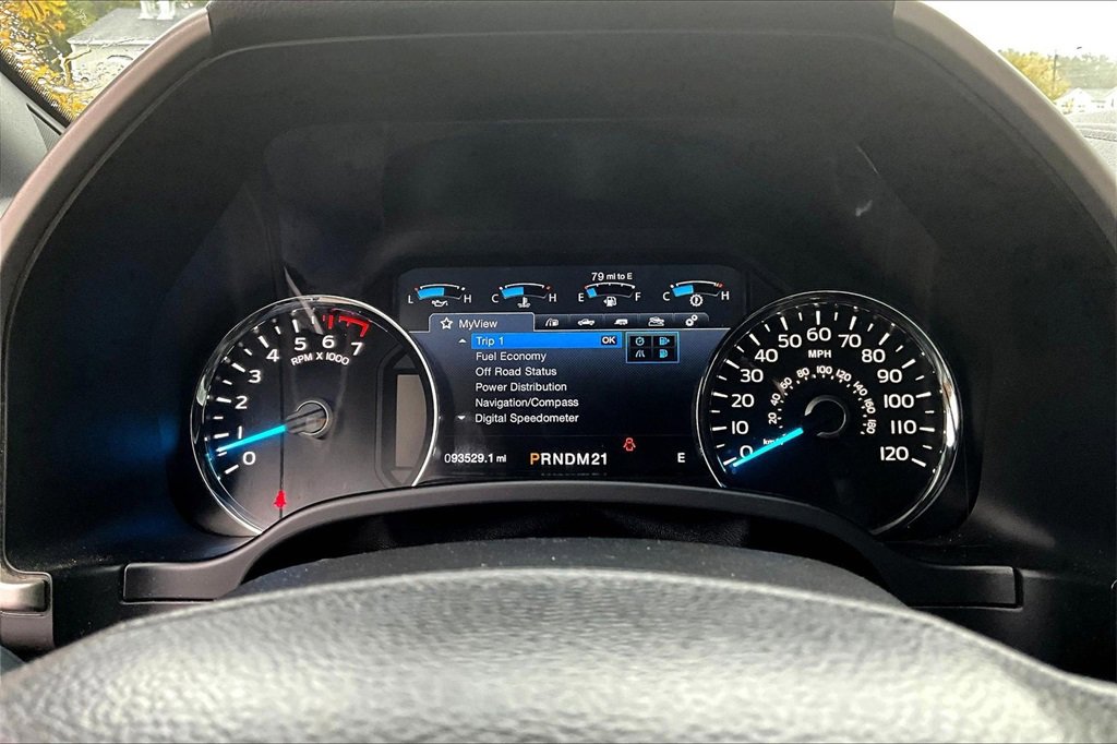 Used 2017 Ford F150 Lariat w/ Equipment Group 502A Luxury image 13