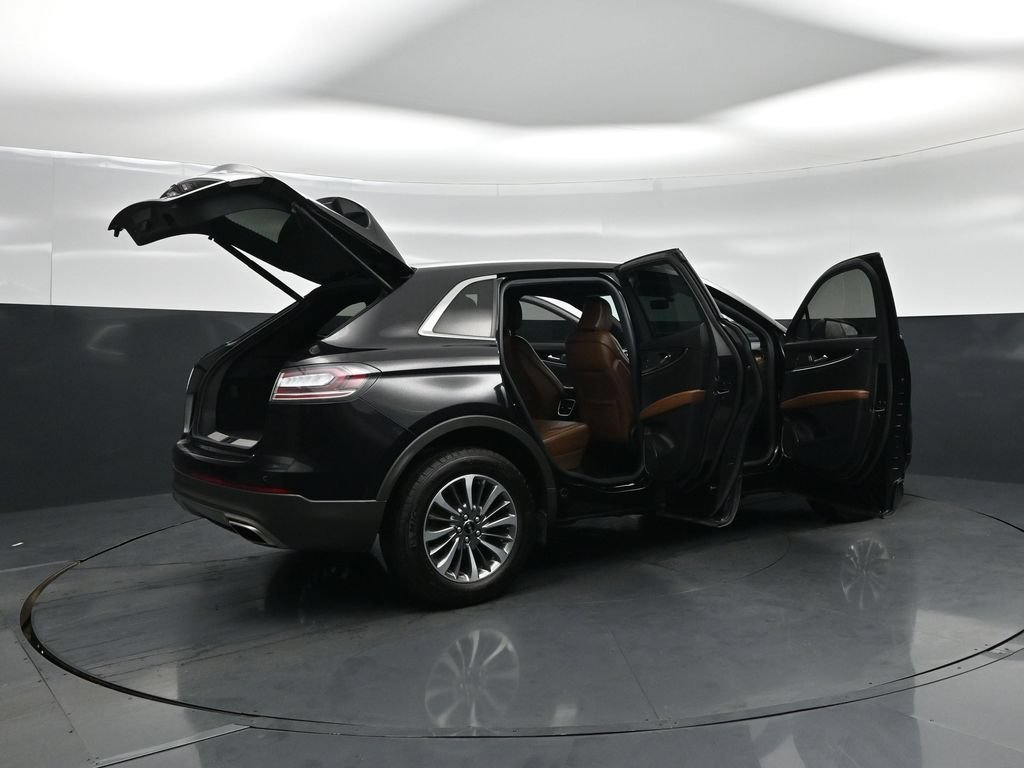 Used 2021 Lincoln Nautilus Reserve w/ Cargo Utility Package FWD image 5