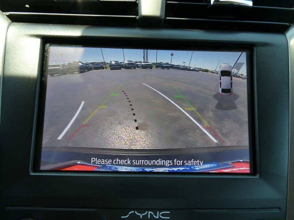 Used 2020 Ford Fusion SE FWD image 29