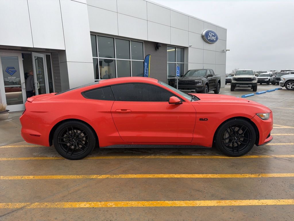 Used 2016 Ford Mustang GT image 8