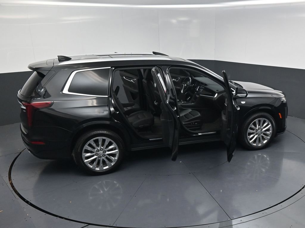 Used 2020 Cadillac XT6 Premium Luxury AWD/4WD image 23