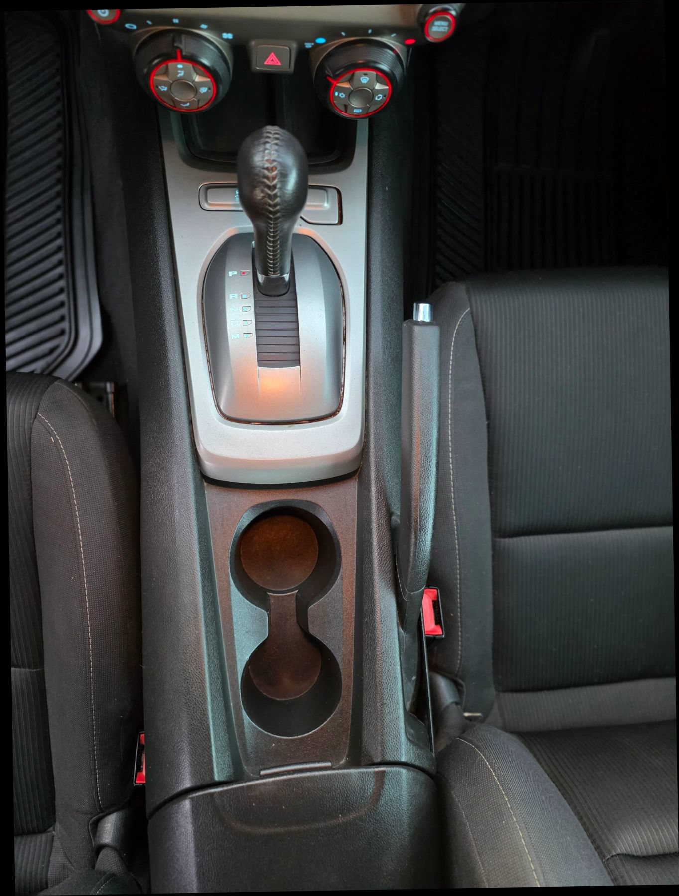 Used 2015 Chevrolet Camaro LT RWD image 15
