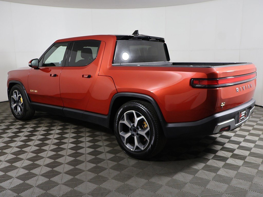 Used 2022 Rivian R1T Adventure image 16