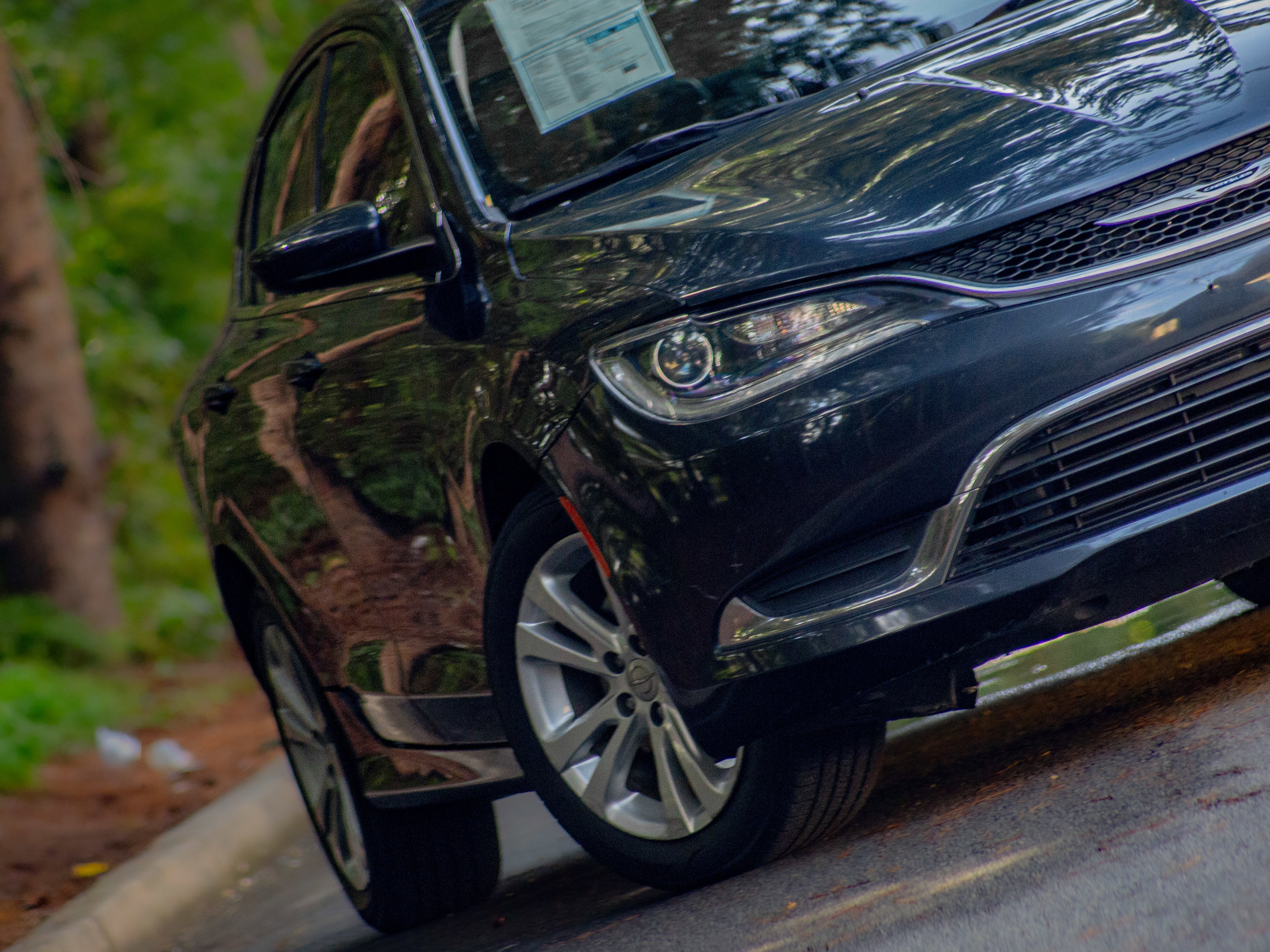 Used 2017 Chrysler 200 Limited Platinum image 29