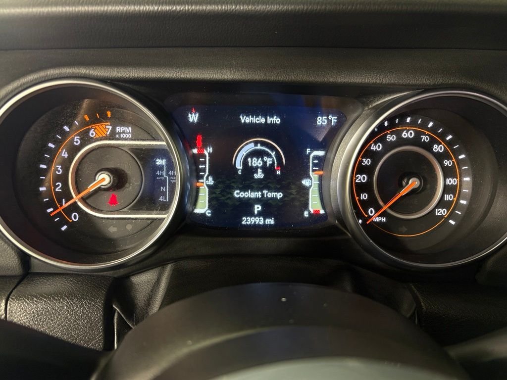 Used 2023 Jeep Wrangler Unlimited Sahara w/ Cold Weather Group AWD/4WD image 20