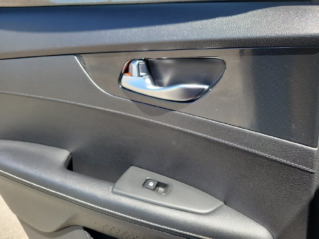 Used 2022 Kia Forte GT-Line w/ GT-Line Technology Package FWD image 22