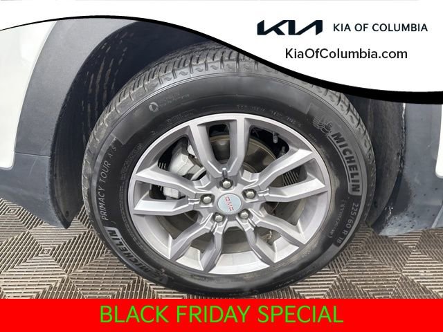 Used 2024 GMC Terrain SLT image 26