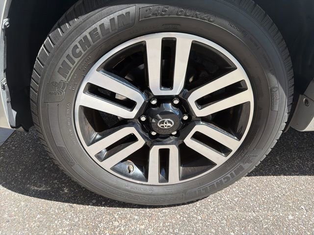 Used 2018 Toyota 4Runner Limited RWD image 8