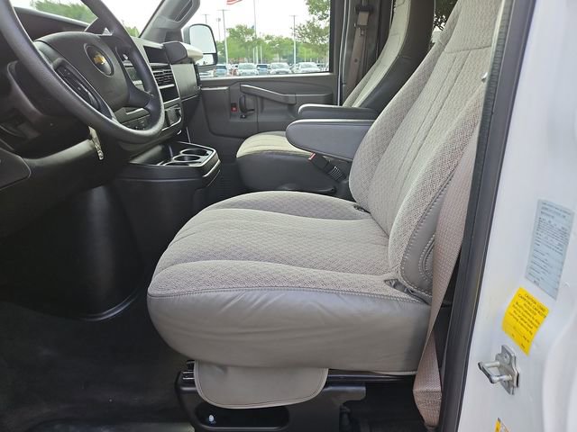 Used 2023 Chevrolet Express 3500 LT w/ LT Preferred Equipment Group RWD image 17