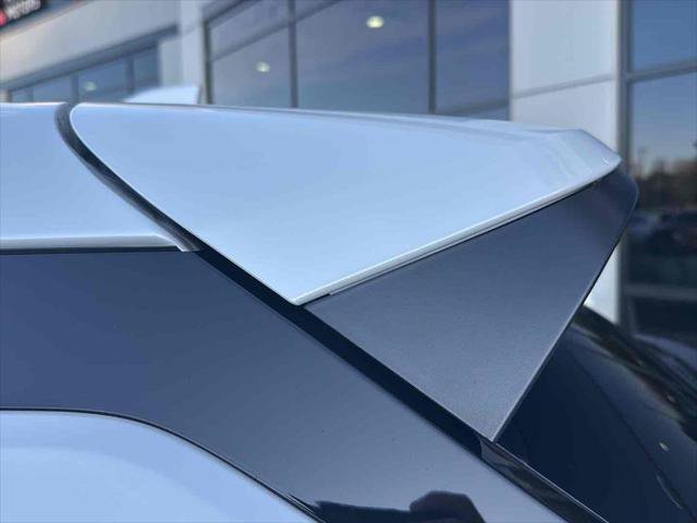 New 2026 Mitsubishi Outlander ES image 8