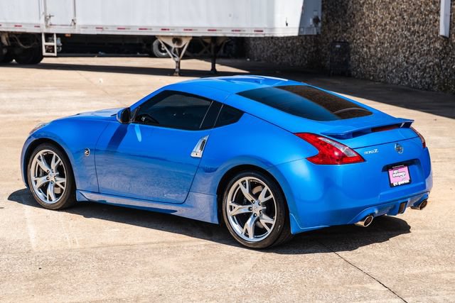 Used 2010 Nissan 370Z Touring w/ Sport Pkg RWD image 43