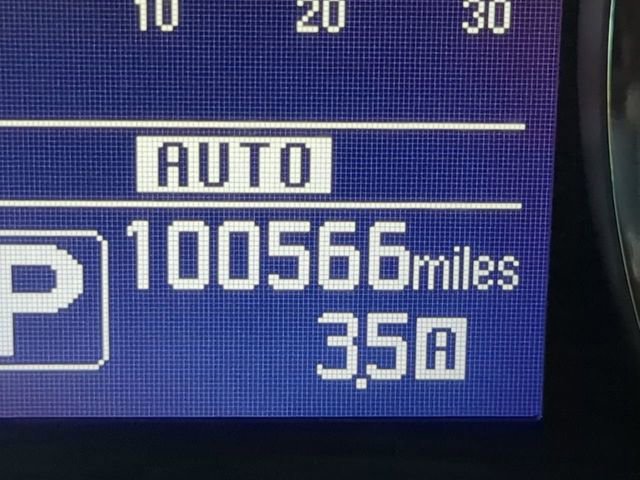 Used 2018 Nissan Armada Platinum image 35