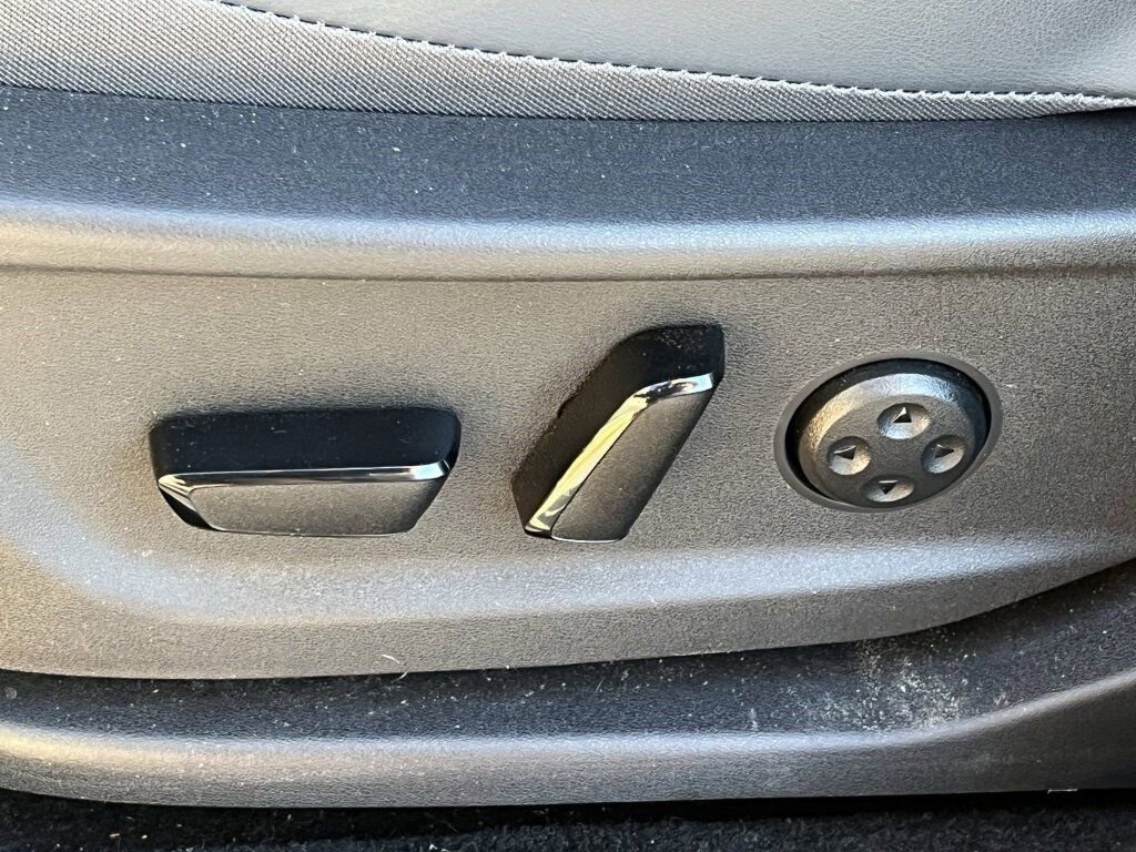 Certified 2024 Nissan Ariya AWD image 18