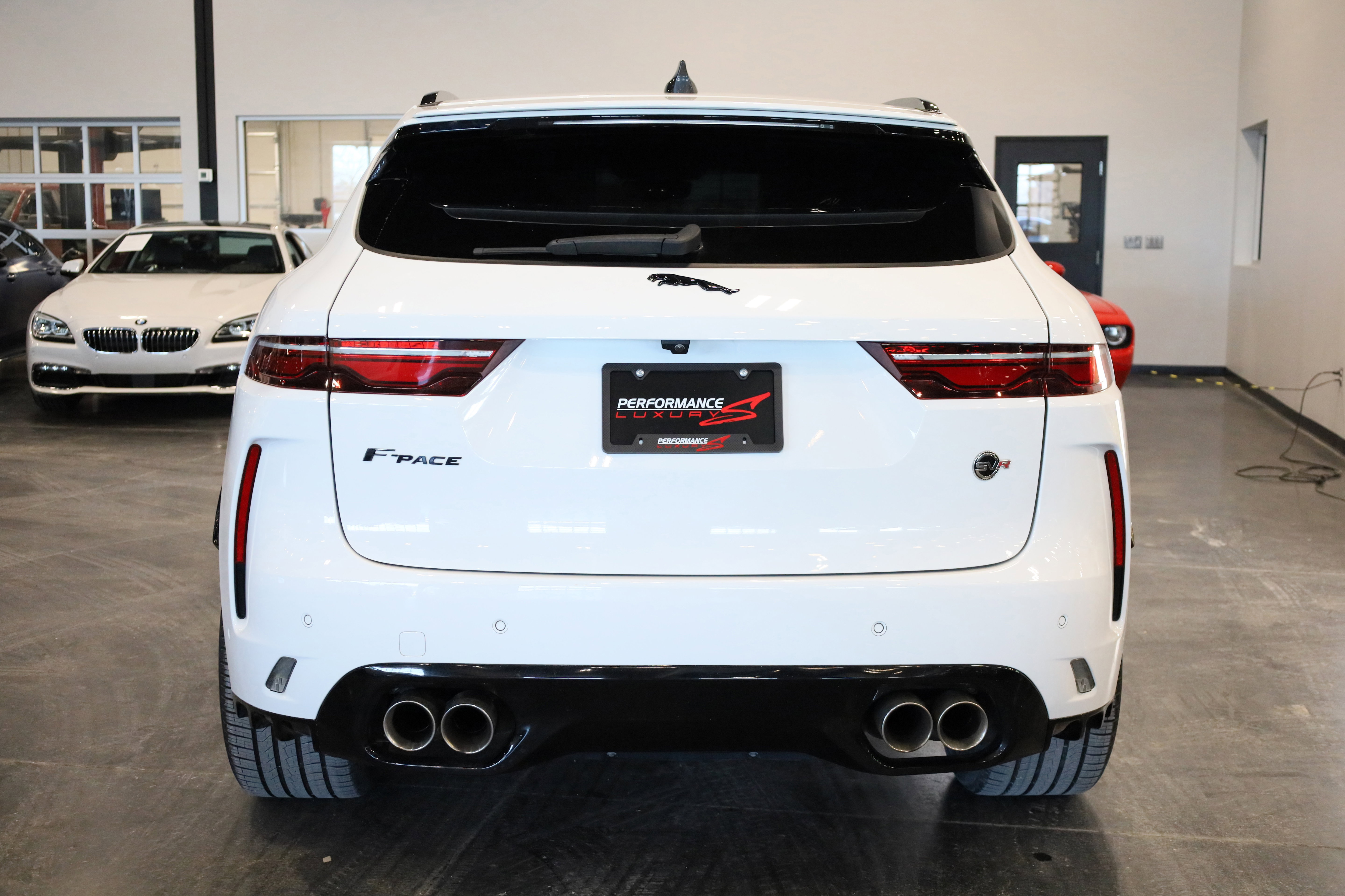 Used 2023 Jaguar F-PACE SVR image 5