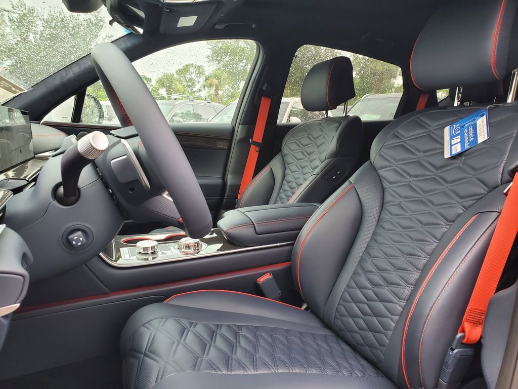 New 2025 Genesis GV80 3.5T e-SC image 6