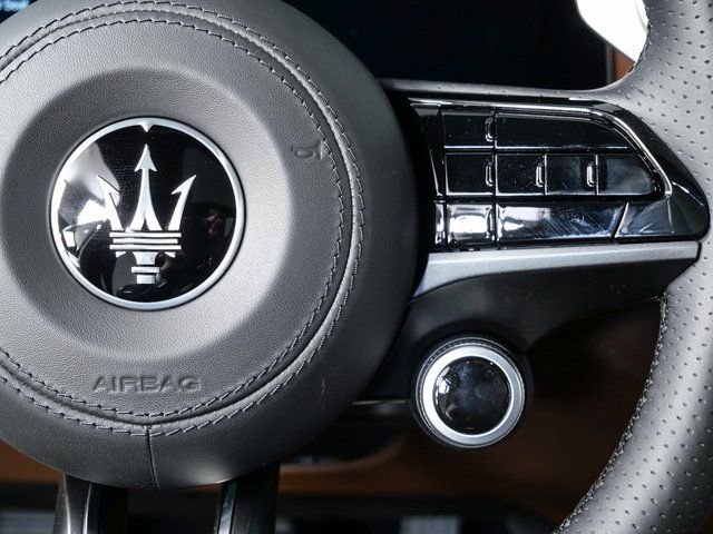 New 2025 Maserati Grecale GT AWD/4WD image 12