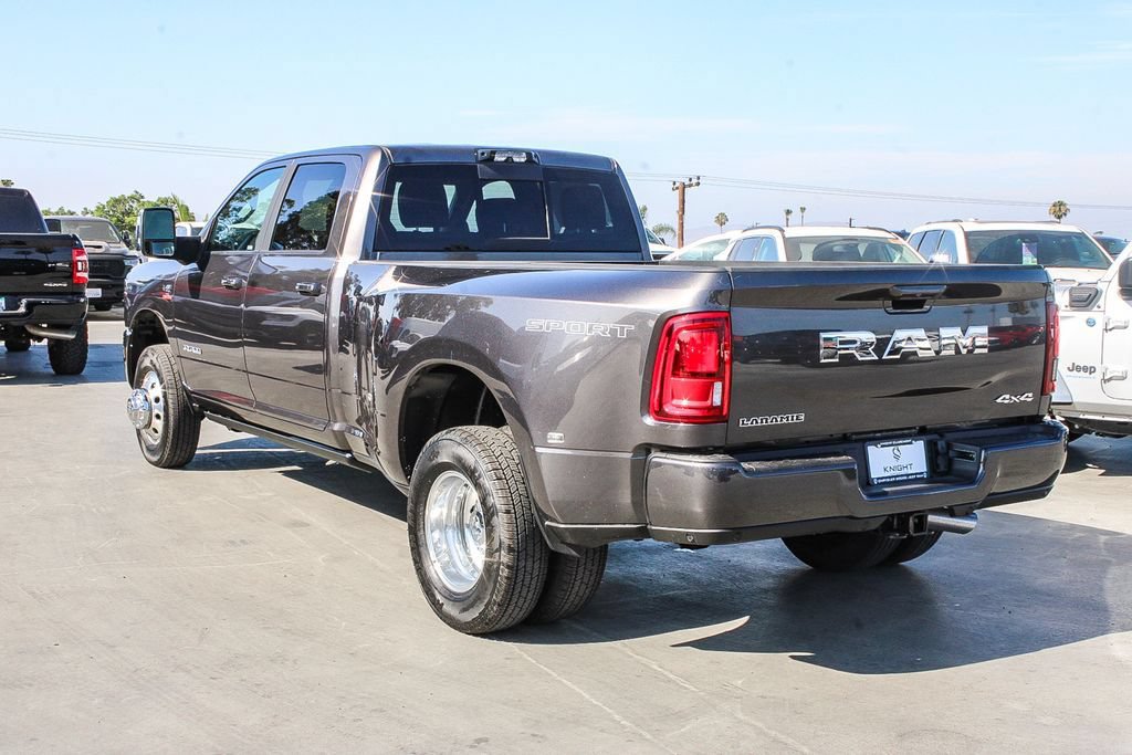 New 2026 RAM 3500 Laramie AWD/4WD image 7