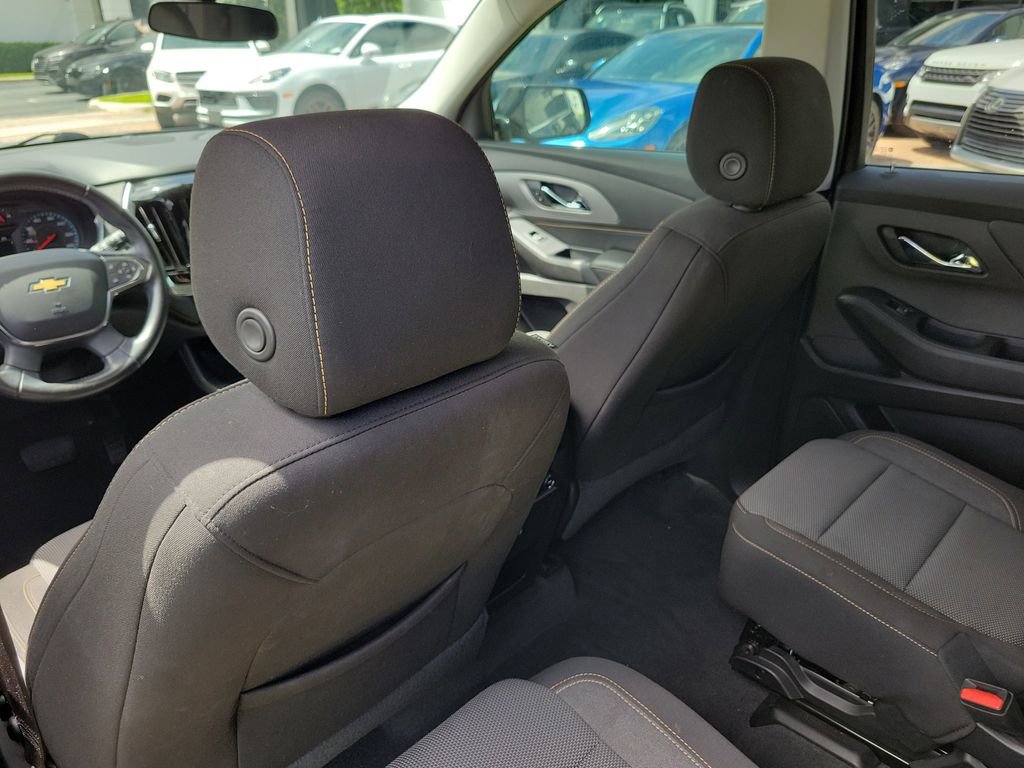 Used 2019 Chevrolet Traverse LT FWD image 15