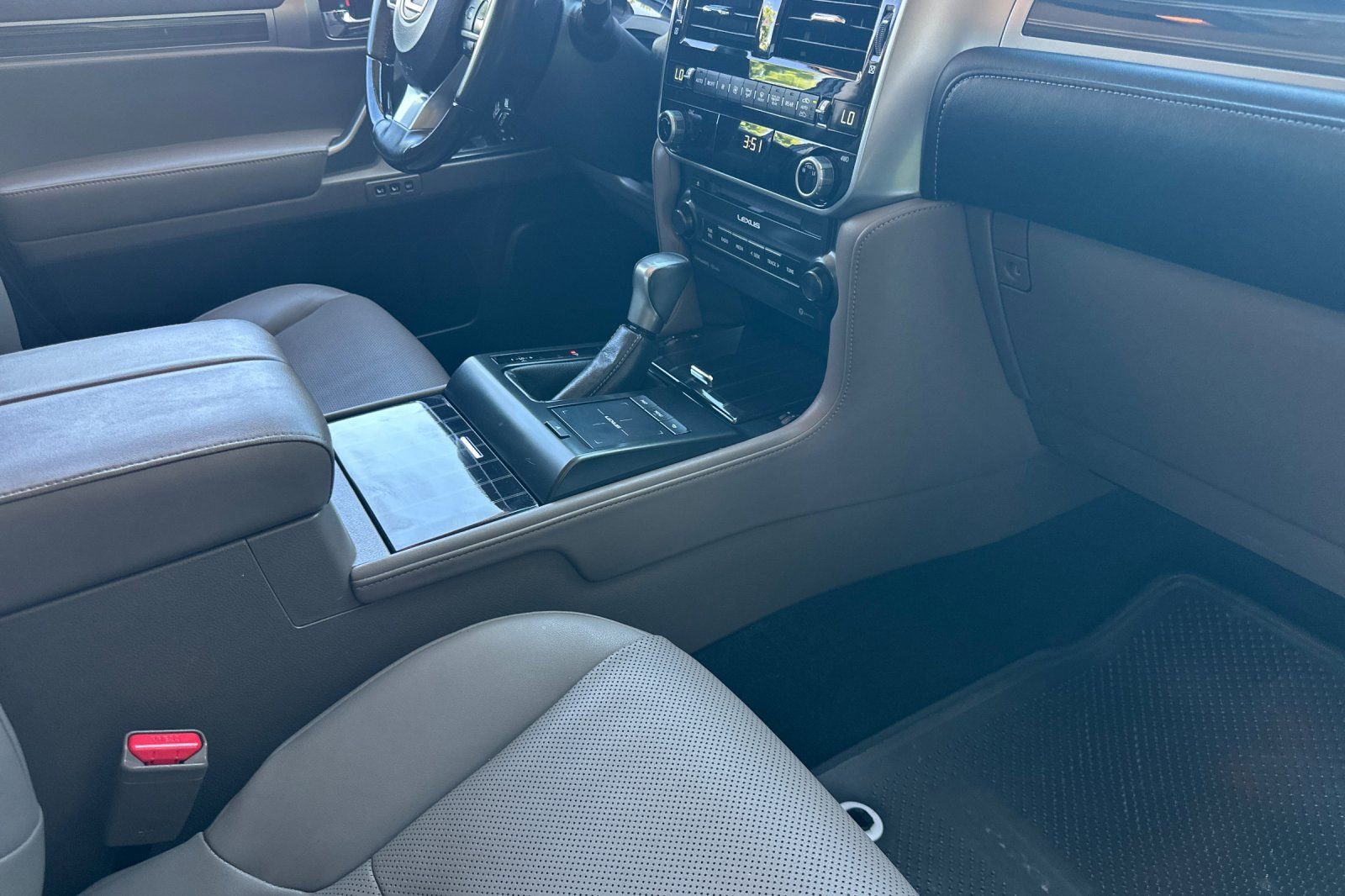 Certified 2023 Lexus GX 460 Premium w/ Premium Package AWD/4WD image 13