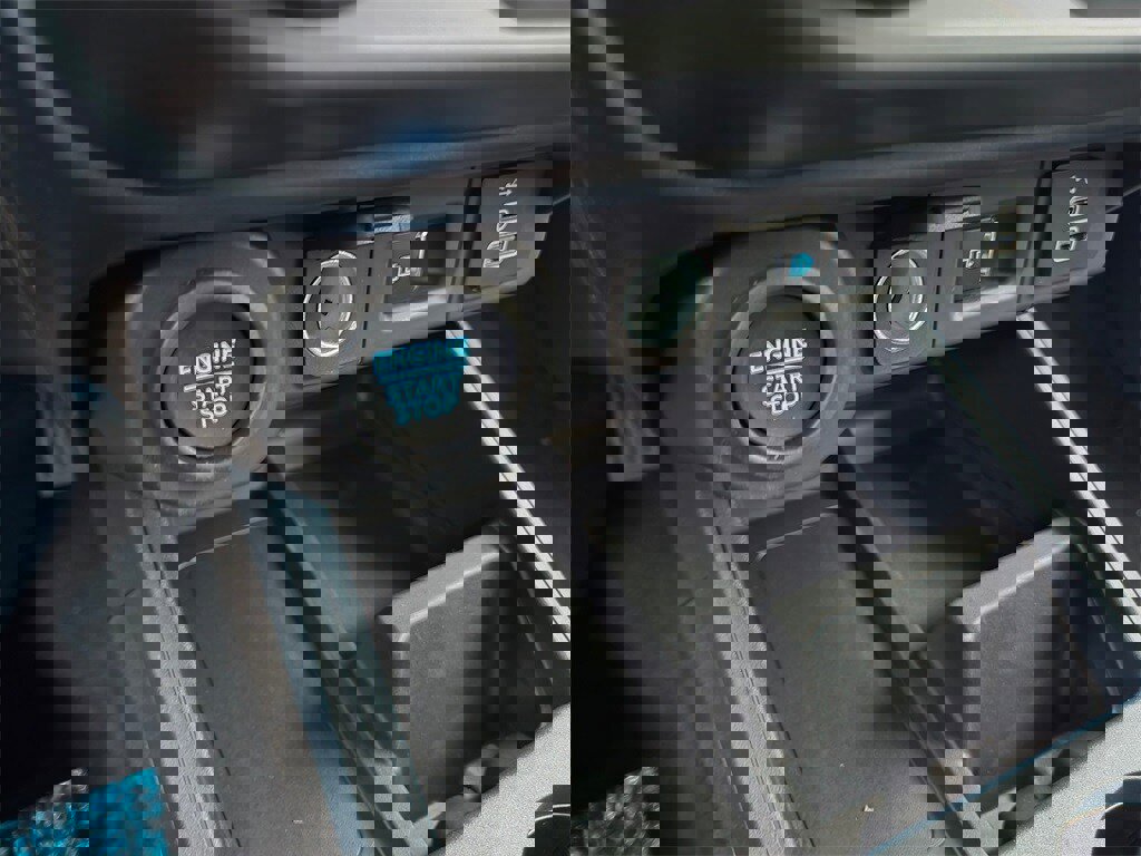 New 2026 Ford Maverick Lariat w/ Black Appearance Package image 19