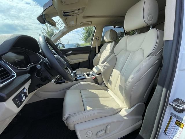 Certified 2024 Audi Q5 e Prestige w/ Prestige Package AWD/4WD image 18