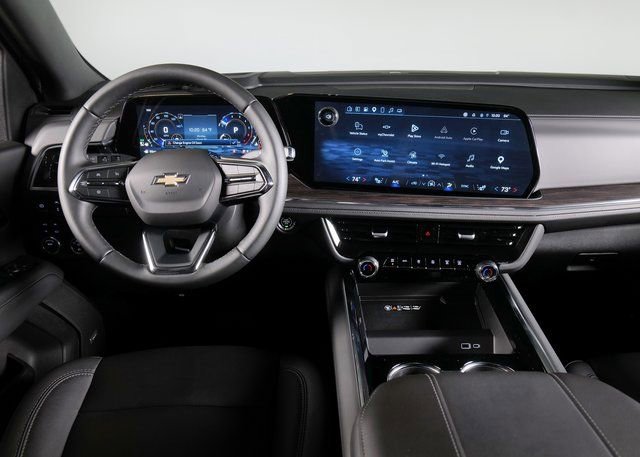 Used 2025 Chevrolet Tahoe LT w/ Comfort Package image 11