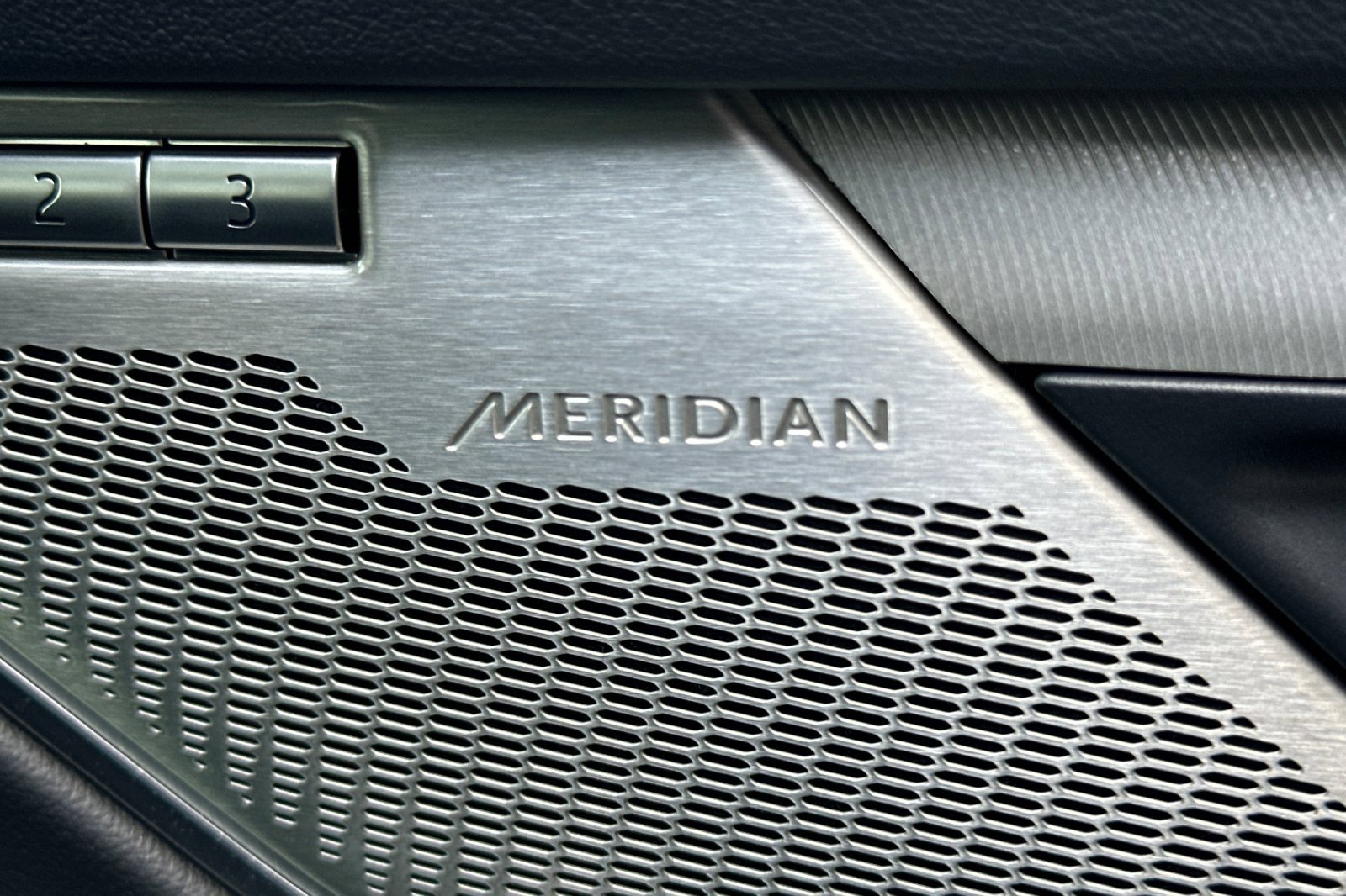 Used 2025 Jaguar F-PACE R-Dynamic S image 20