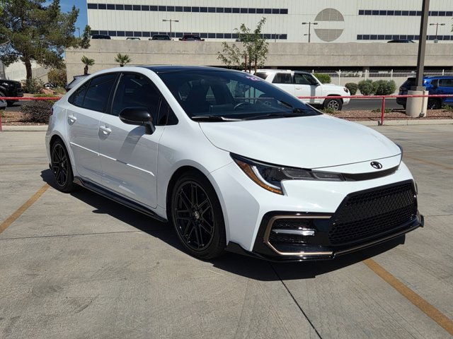Certified 2022 Toyota Corolla XSE FWD image 3