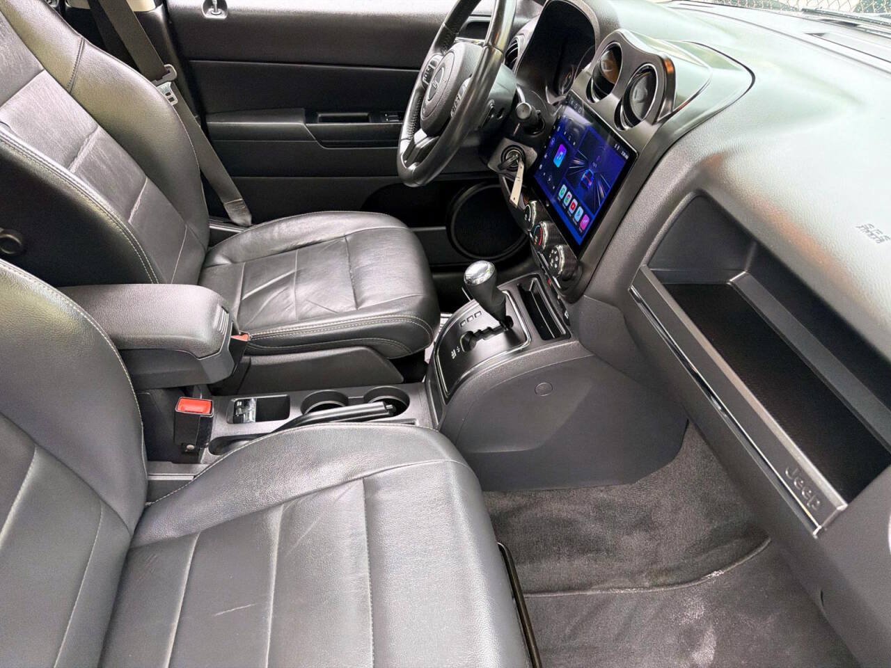Used 2015 Jeep Patriot High Altitude AWD/4WD image 8