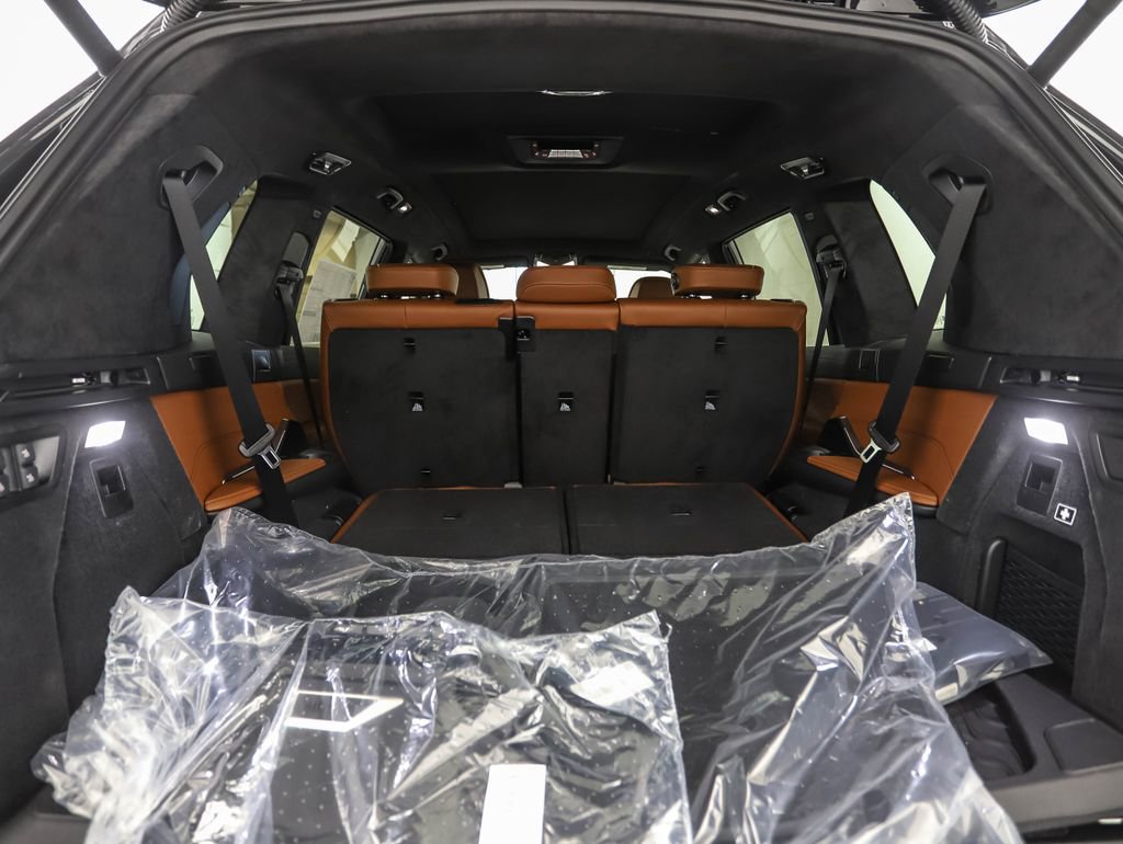 New 2026 BMW X7 xDrive40i image 28