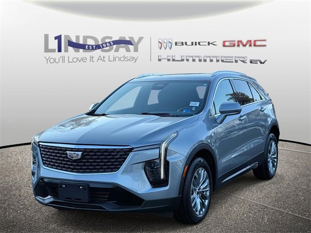 Used 2024 Cadillac XT4 Premium Luxury image 5