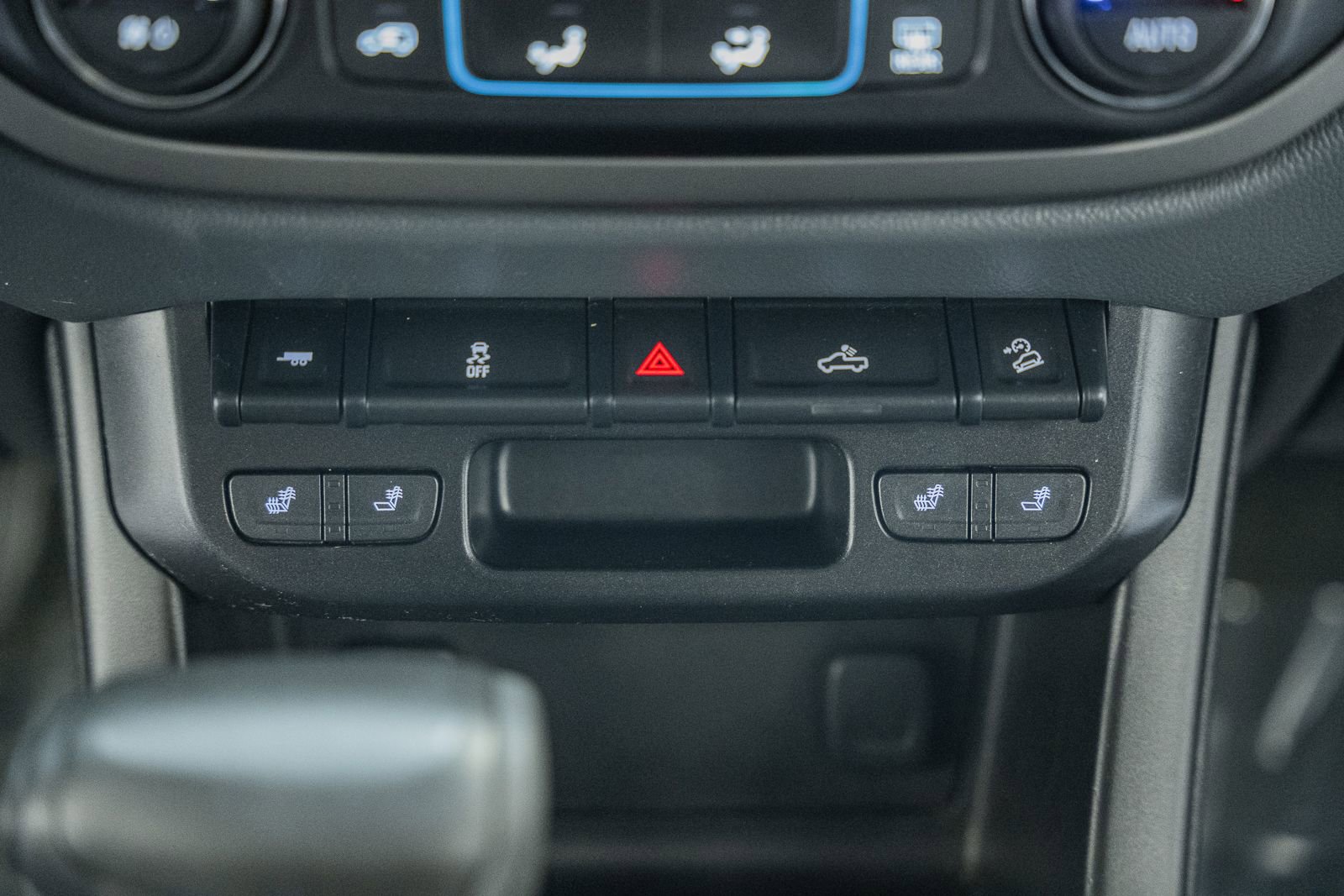 Used 2015 Chevrolet Colorado Z71 image 30