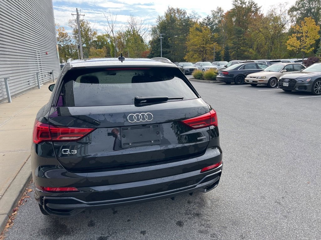 Used 2022 Audi Q3 2.0T Premium Plus w/ Premium Plus Package image 31