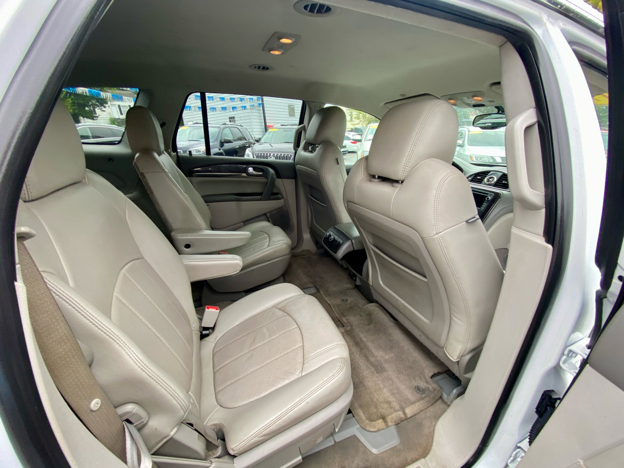 Used 2017 Buick Enclave Leather image 10