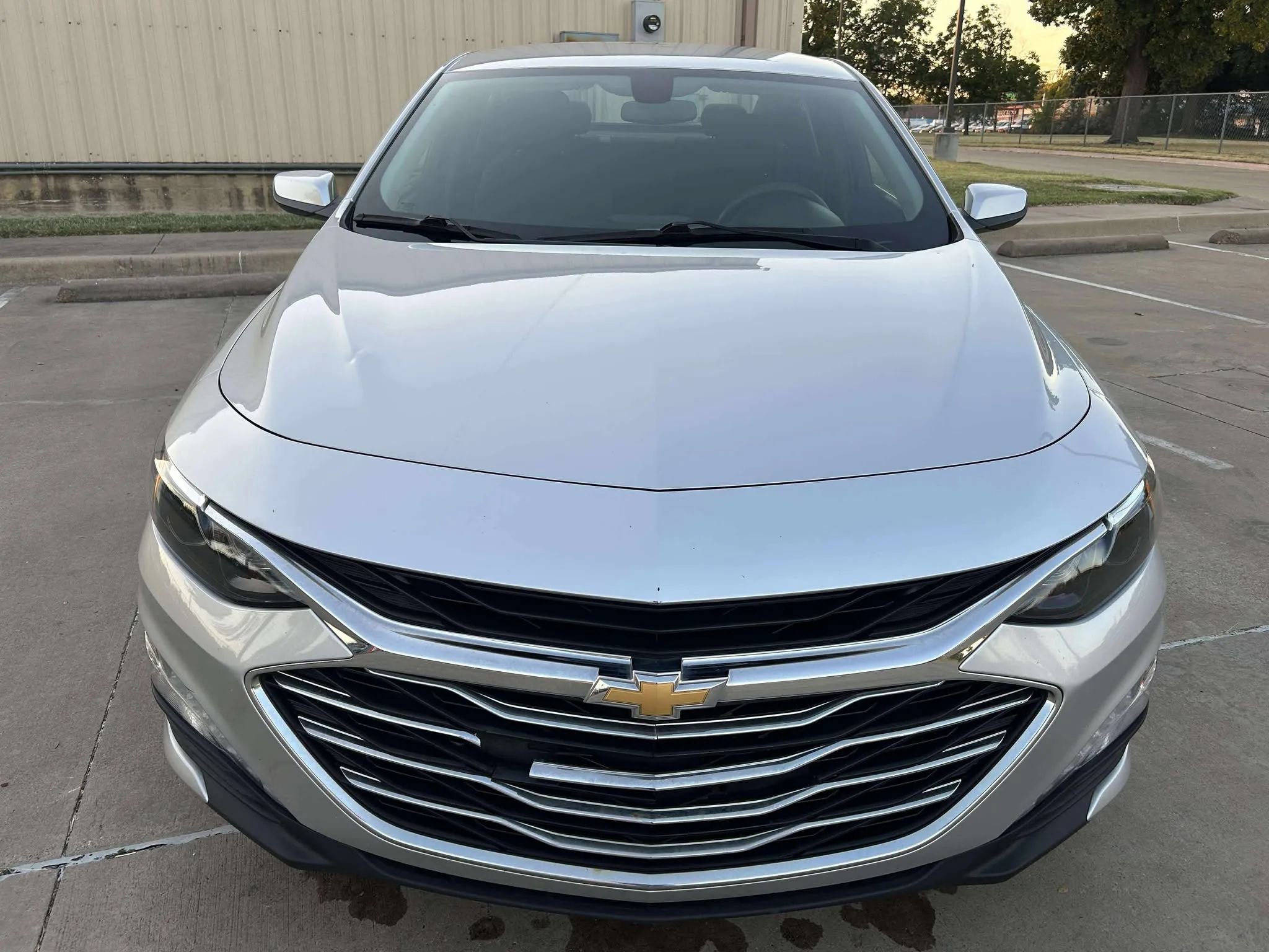 Used 2019 Chevrolet Malibu LT image 4