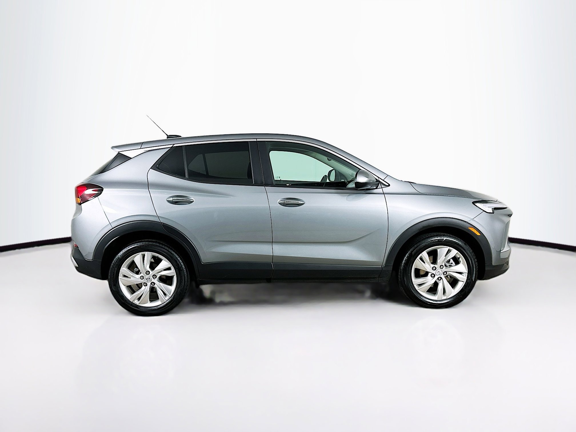 Used 2025 Buick Encore GX Preferred image 10