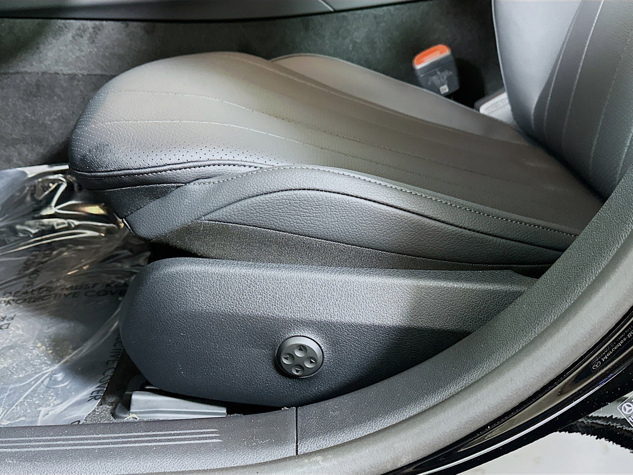 New 2026 Mercedes-Benz E 350 4MATIC Sedan image 20