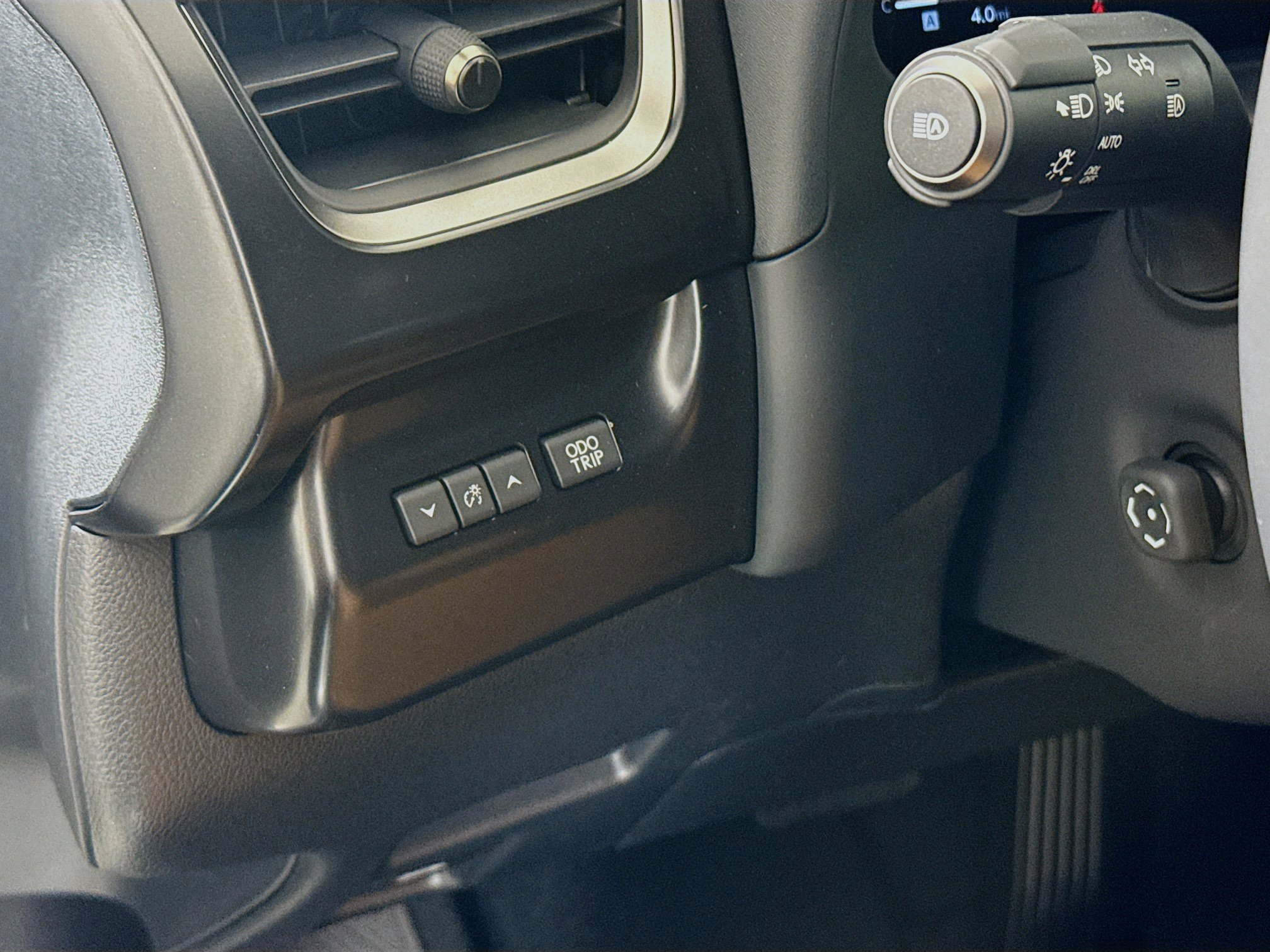 New 2026 Lexus UX 300h AWD w/ Accessory Package (2T) image 10