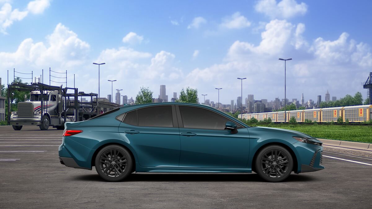 New 2026 Toyota Camry SE image 12