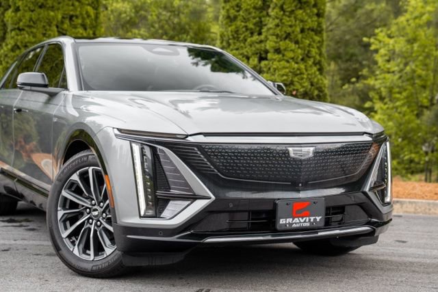 Used 2024 Cadillac Lyriq Sport w/ LPO, Floor Liner Package RWD image 6