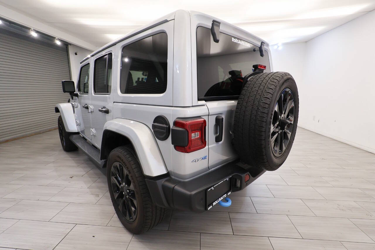 Used 2024 Jeep Wrangler Unlimited Sahara w/ Safety Group AWD/4WD image 3