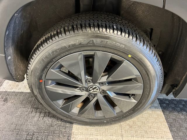 Used 2022 Volkswagen Taos S image 14