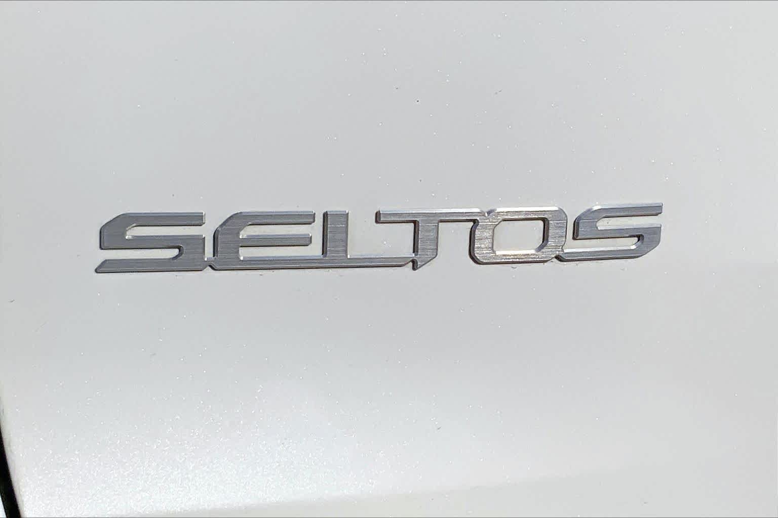 Used 2024 Kia Seltos X-Line AWD/4WD image 31