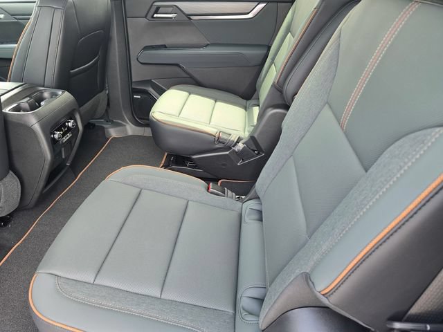 New 2026 GMC Acadia AT4 AWD/4WD image 10
