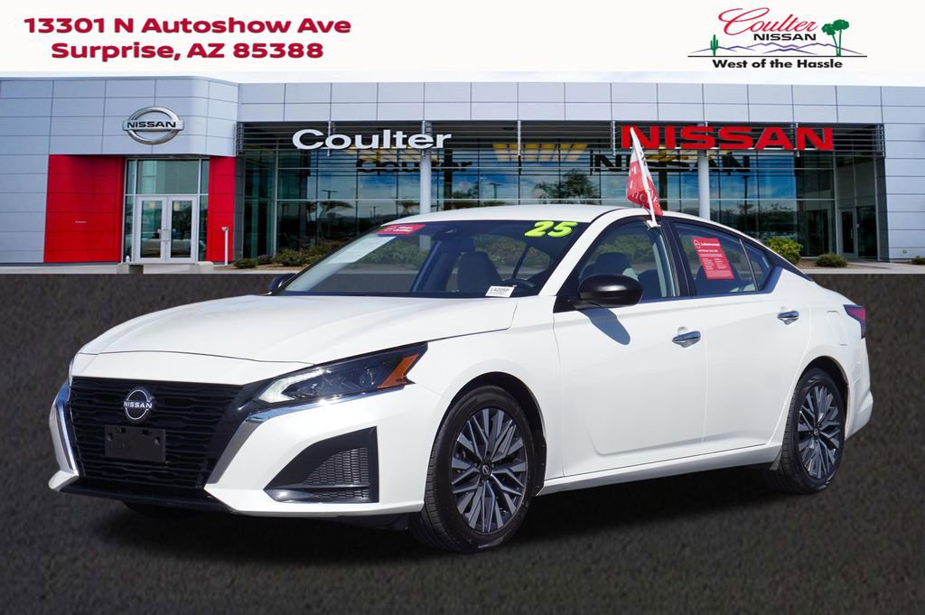 Certified 2025 Nissan Altima 2.5 SV FWD image 1