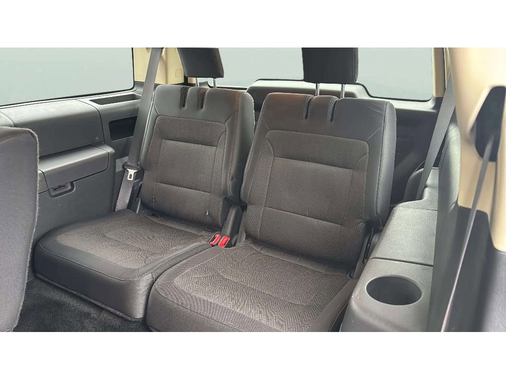 Used 2018 Ford Flex SEL image 13