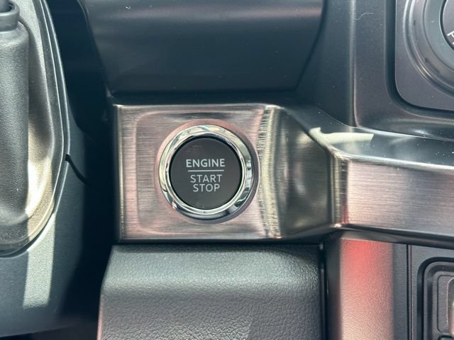New 2026 Ford F250 Lariat w/ Black Appearance Package AWD/4WD image 11