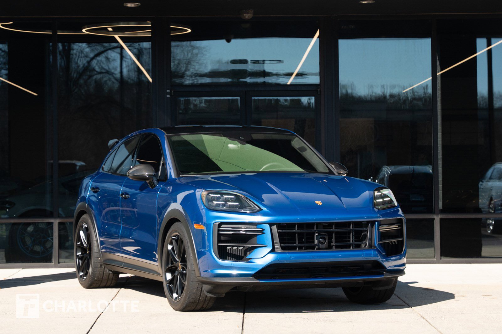 Used 2024 Porsche Cayenne Turbo GT image 1