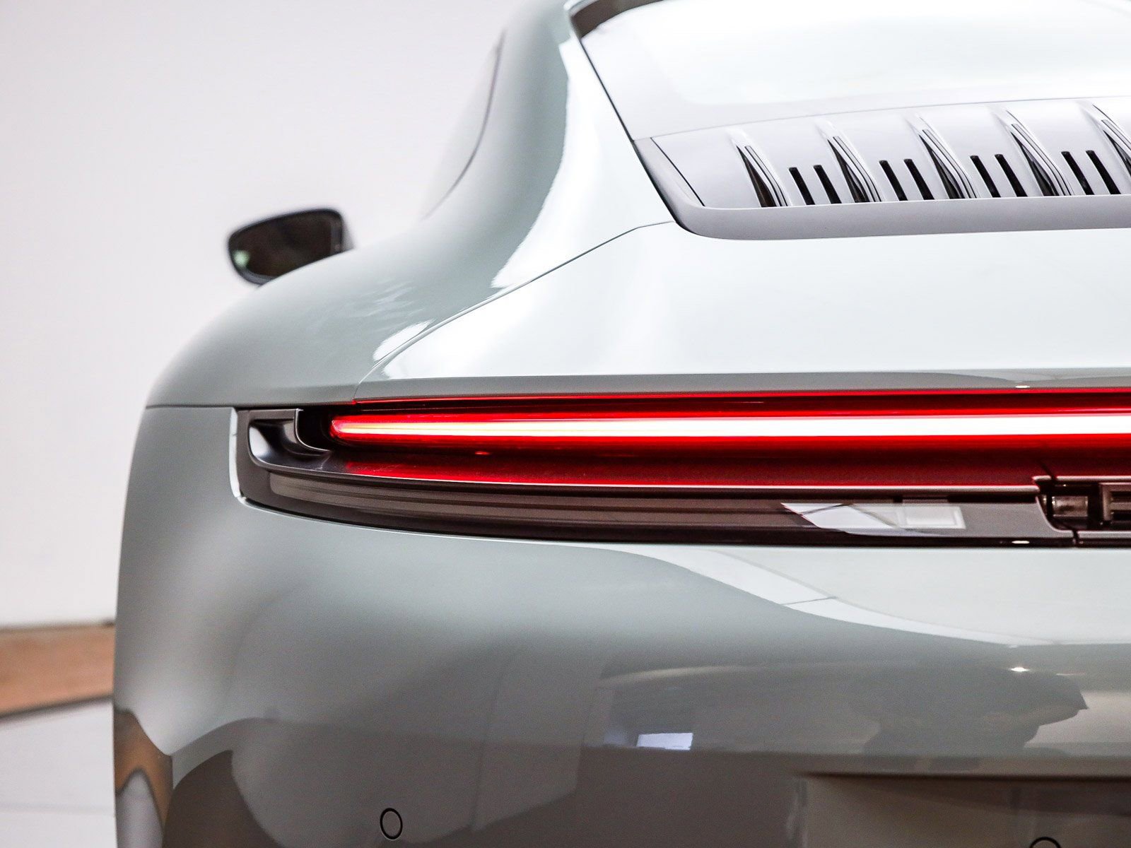 Used 2025 Porsche 911 Carrera 4 GTS image 8