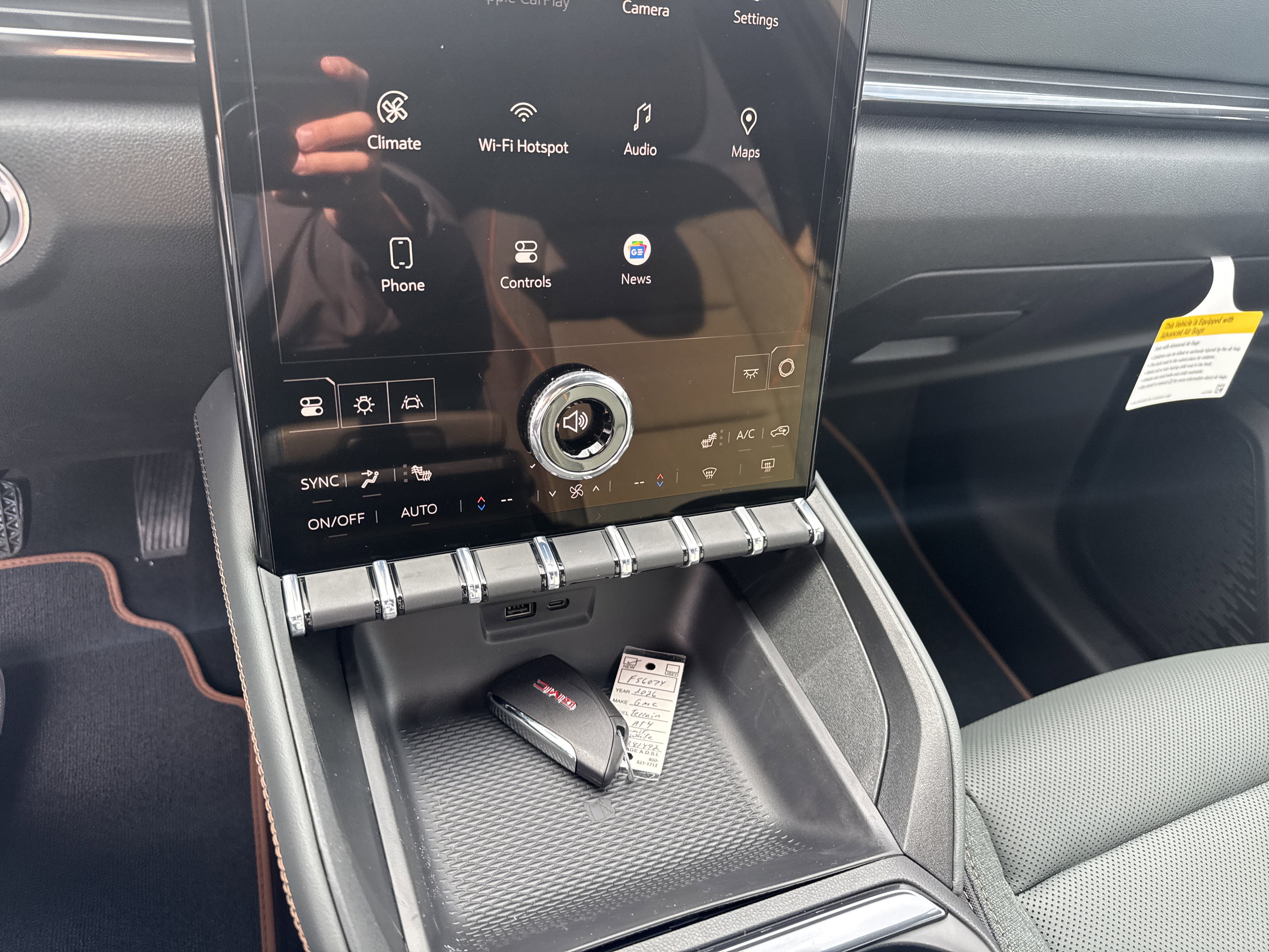 New 2026 GMC Terrain AT4 w/ Technology Package II image 25